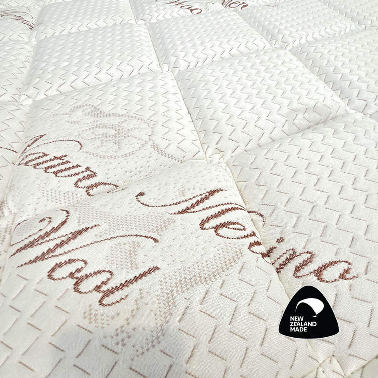 Close-up of the breathable Merino Plush fabric quilting